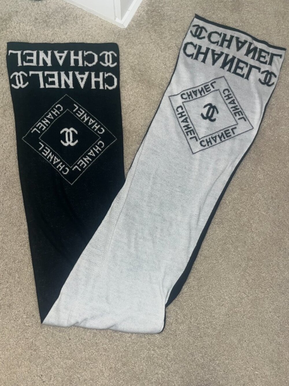 CHANEL Black White Reversible CC Logo Knit Scarf 64"